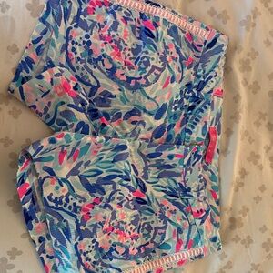 Lilly Pulitzer Blue and Pink Patterned Women Shorts